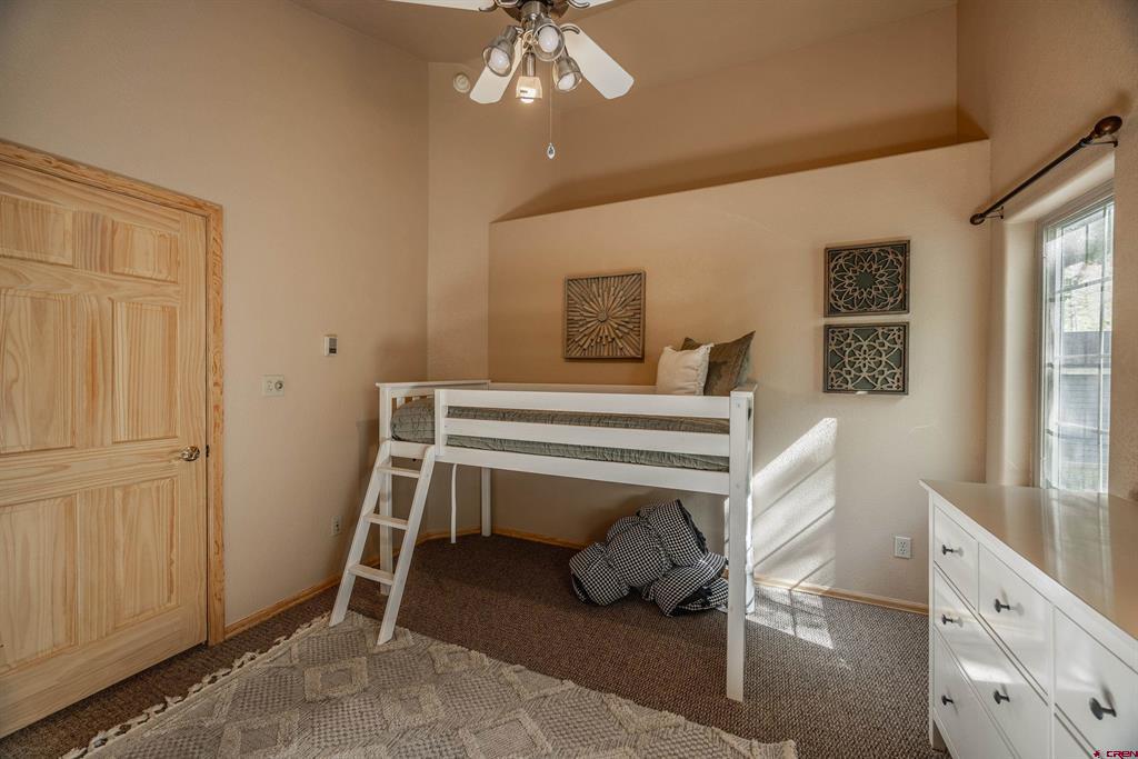 1570 Oak Street Property Photo 23