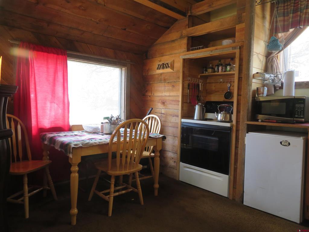 203 Evergreen Property Photo 19