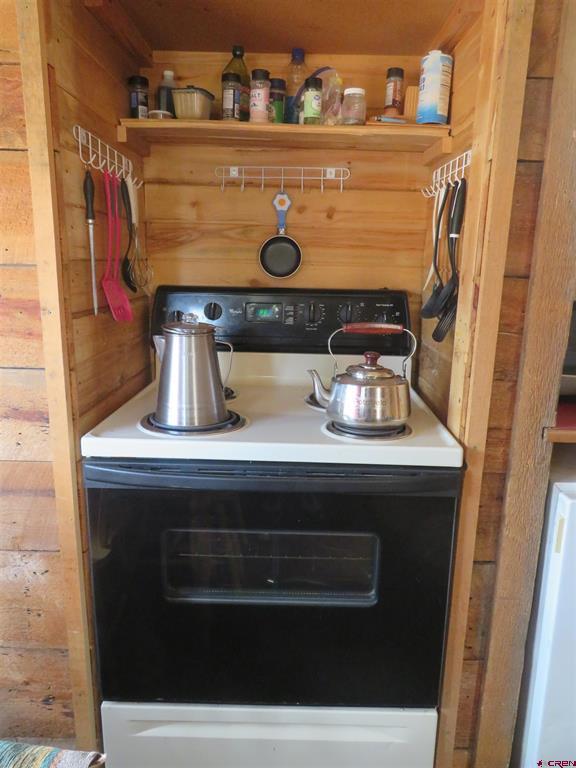 203 Evergreen Property Photo 21
