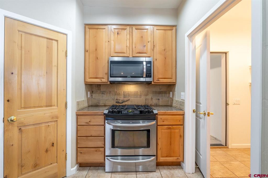 620 Lakeside Drive Property Photo 16