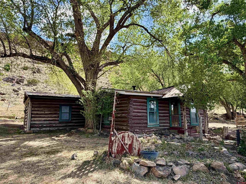 16252 Shavano Valley Road Property Photo 1