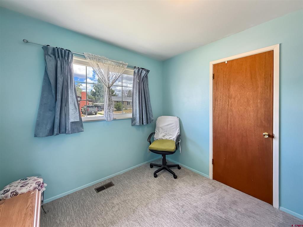 819 Brookside Drive Property Photo 18