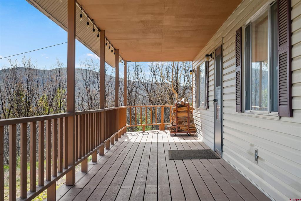 1116 Cove Road Property Photo 3