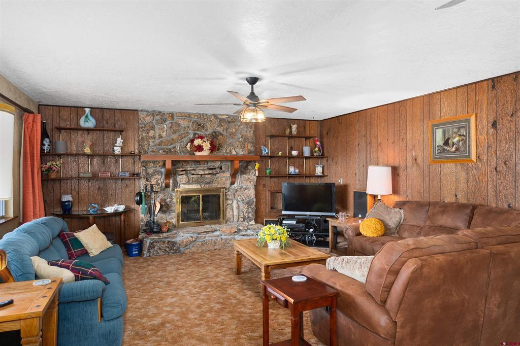 1116 Cove Road Property Photo 6