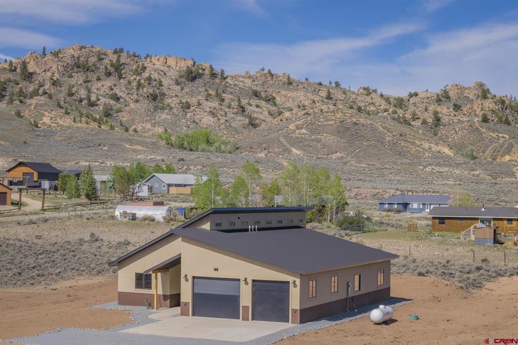 400 Columbine Road Property Photo 1