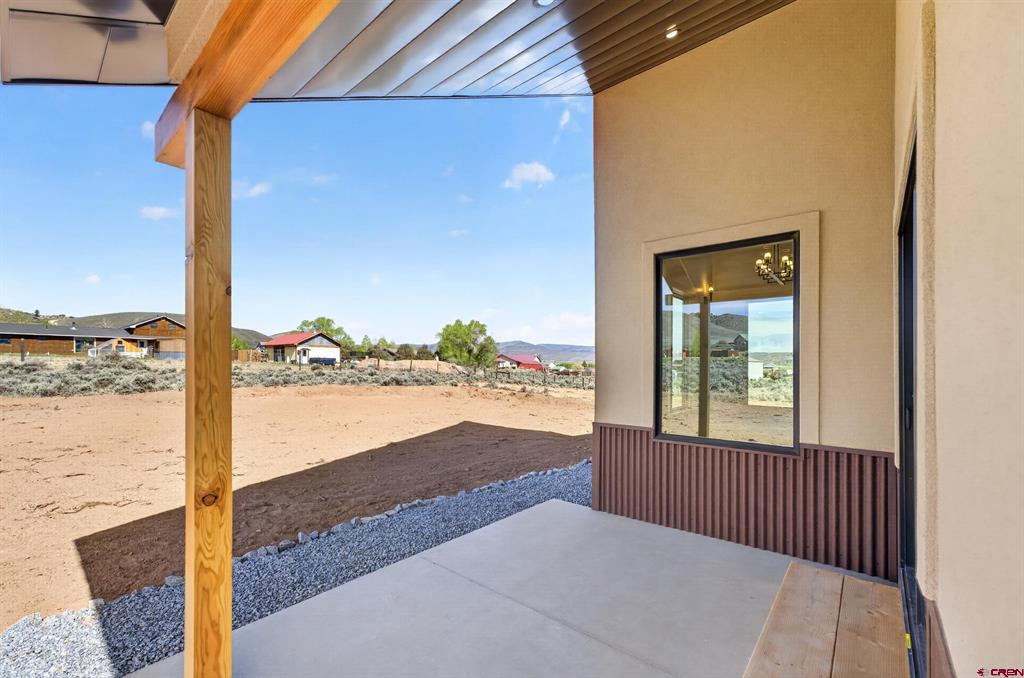 400 Columbine Road Property Photo 17