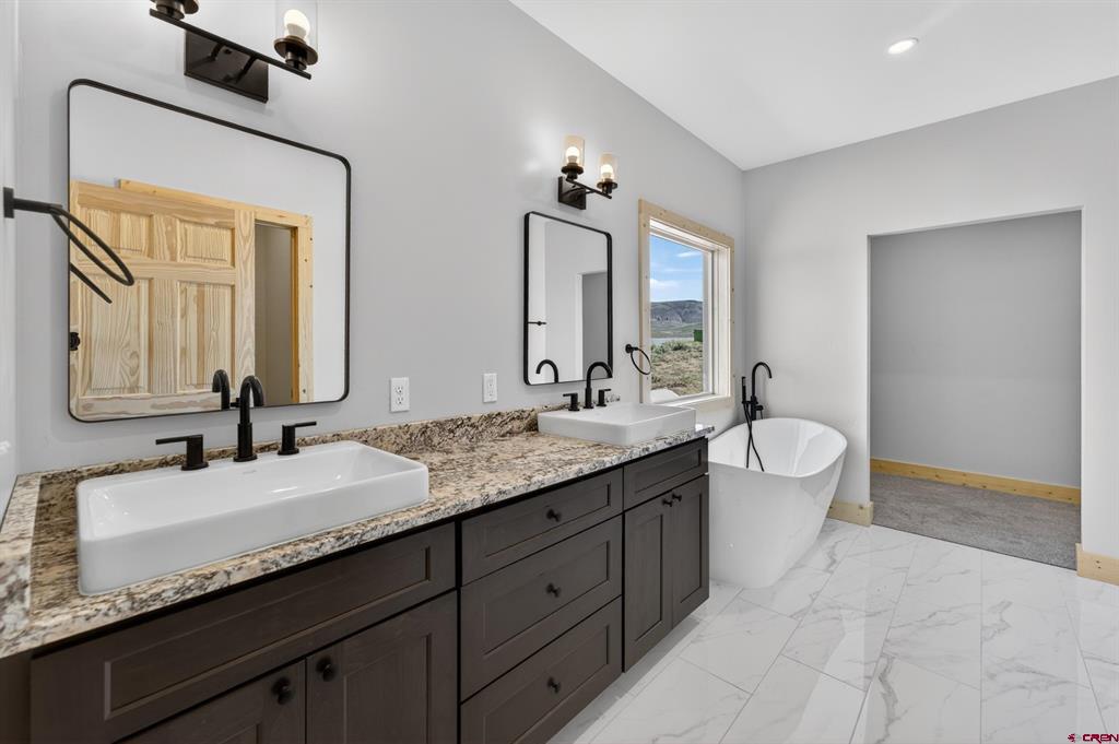 400 Columbine Road Property Photo 29