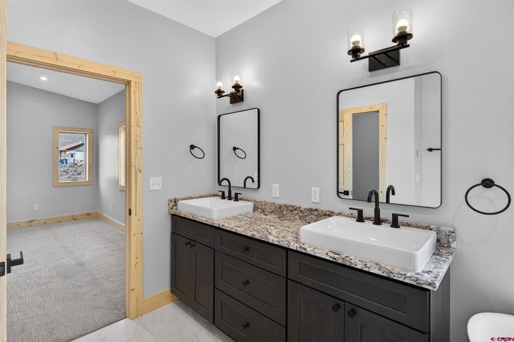 400 Columbine Road Property Photo 32