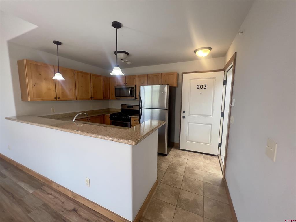 540 Redcliff Circle Property Photo 8
