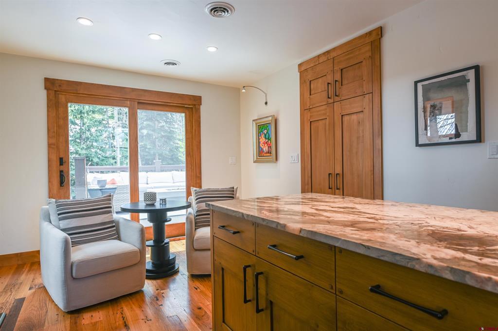 104 Whiterock Avenue Property Photo 15
