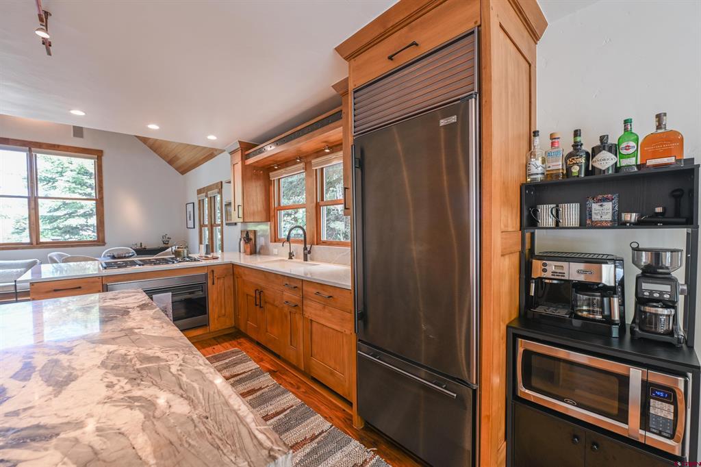 104 Whiterock Avenue Property Photo 16