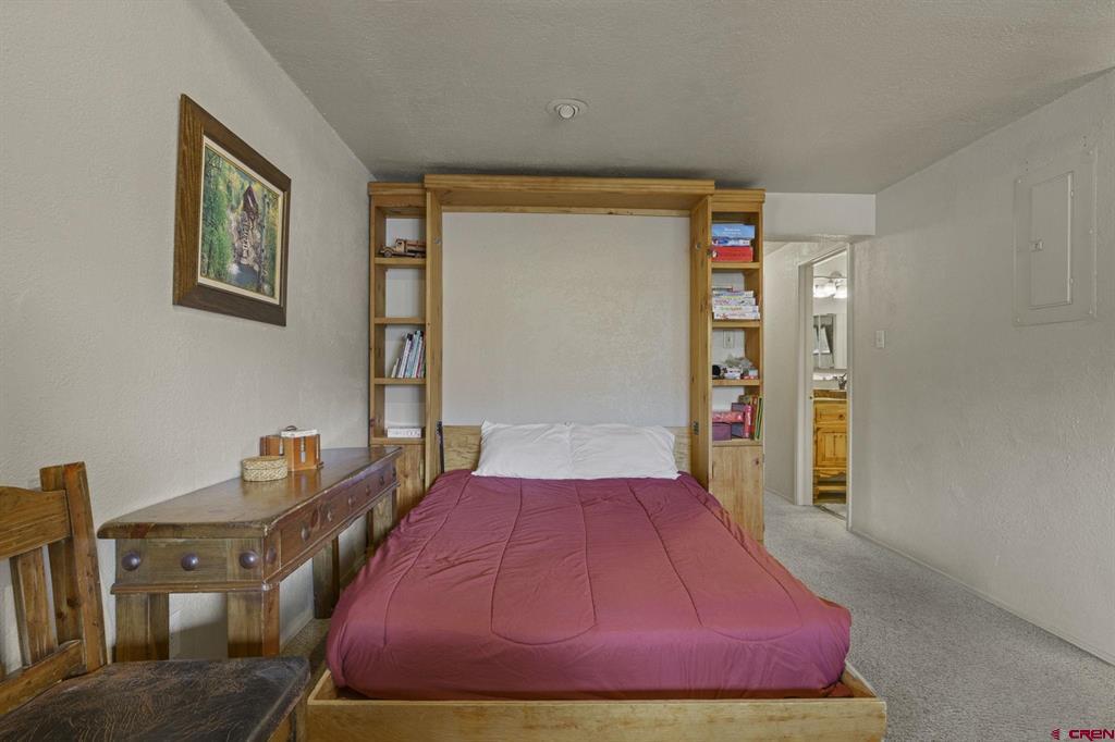 400 Sheol Street Property Photo 12