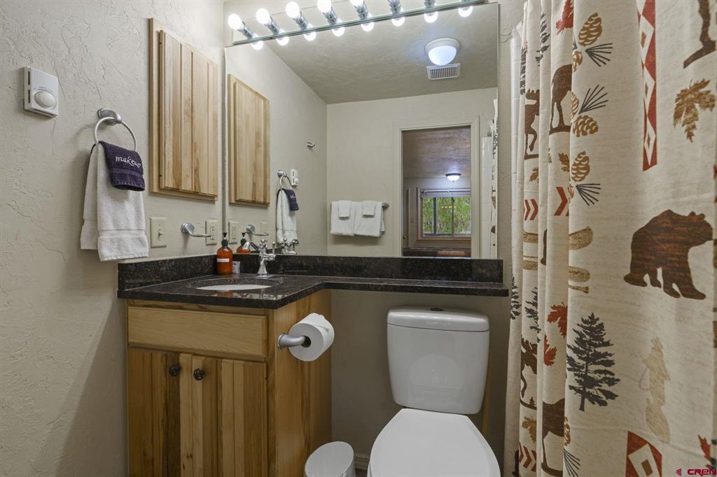 400 Sheol Street Property Photo 14