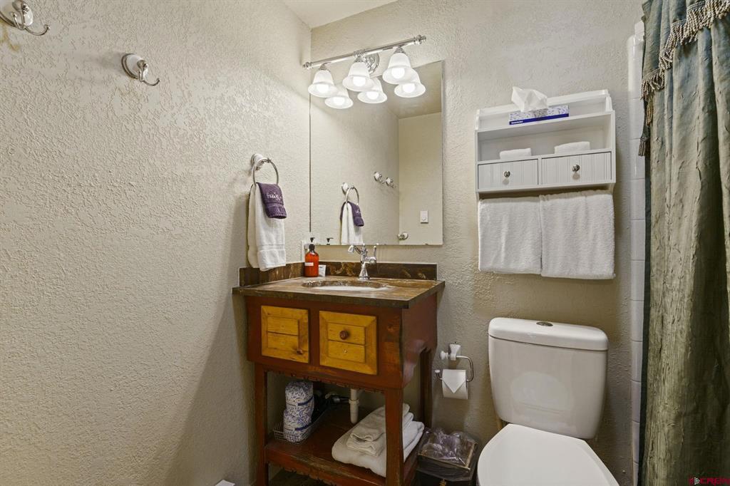 400 Sheol Street Property Photo 22