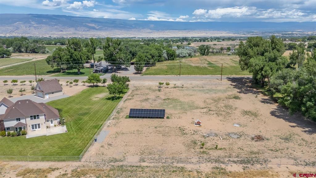 498 1775 Court Property Photo 7
