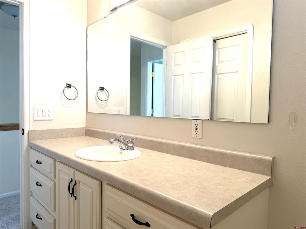 498 1775 Court Property Photo 35