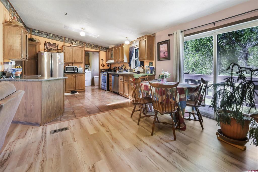 303 Caballo Place Property Photo 17