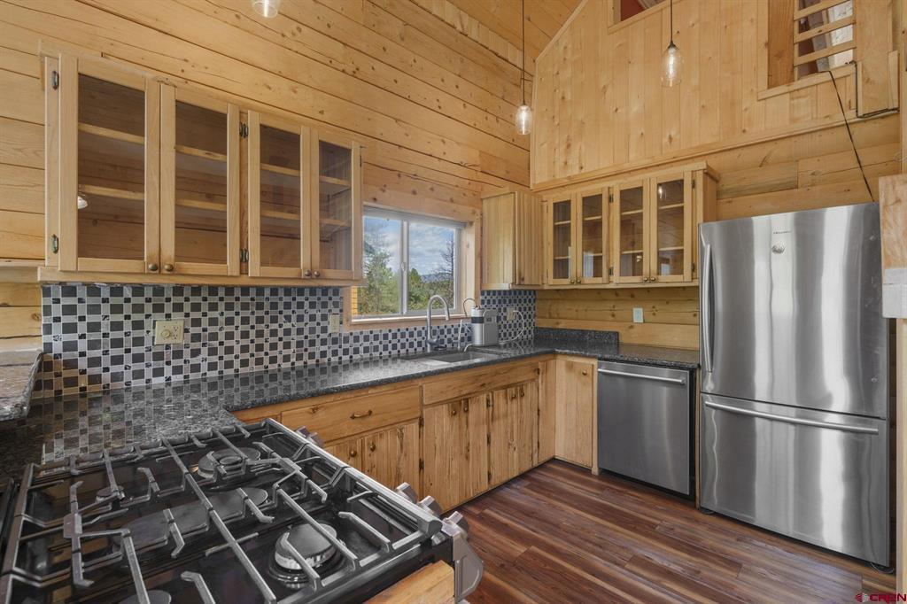 684 Alpine Forest Drive Property Photo 9