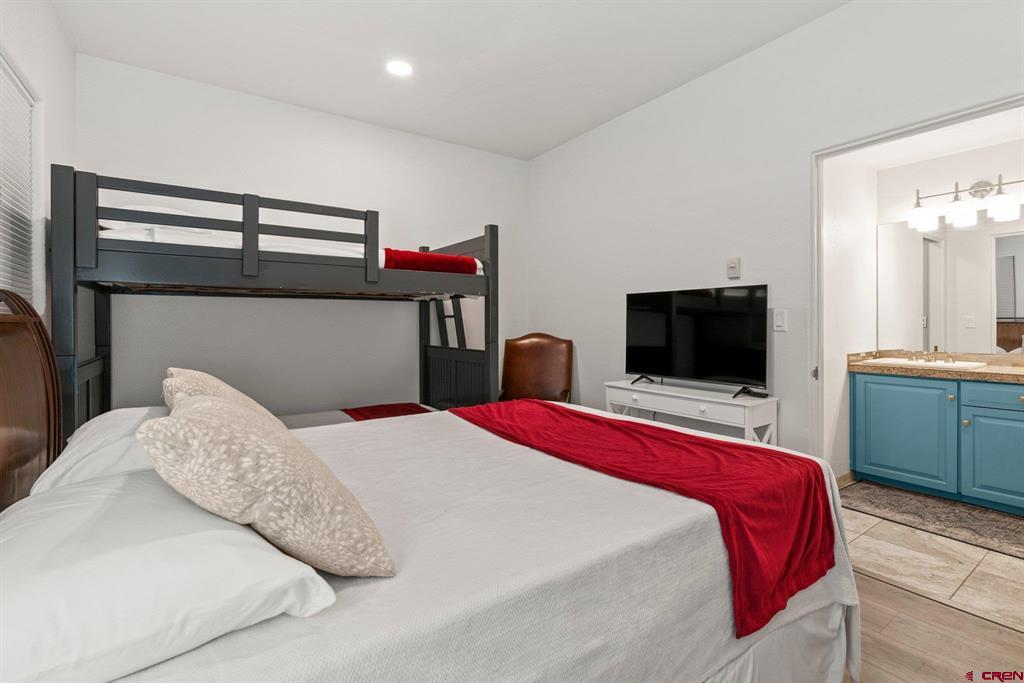 117 Needles Way Property Photo 8