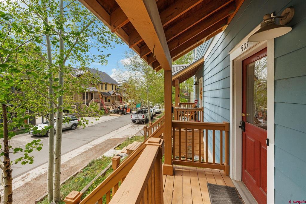 507 Horseshoe Drive Property Photo 3