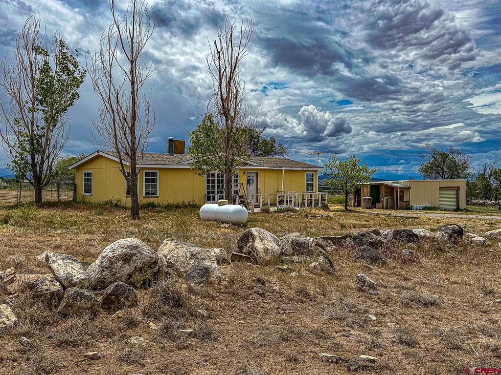 15484 Peach Road Property Photo 6