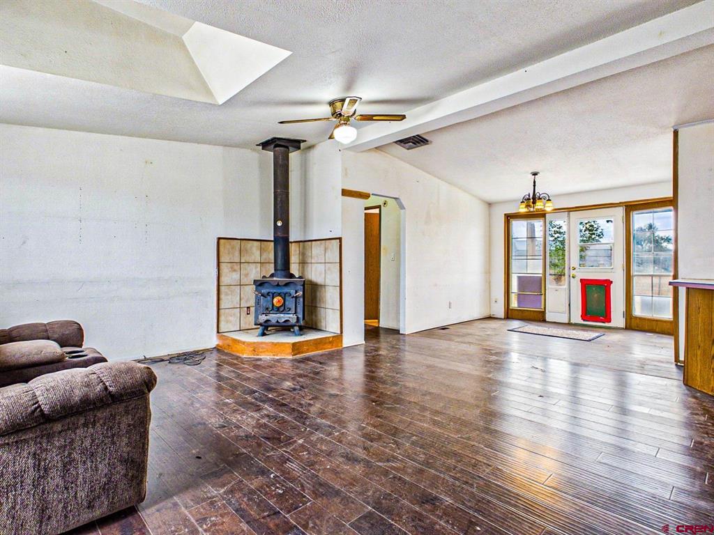 15484 Peach Road Property Photo 7