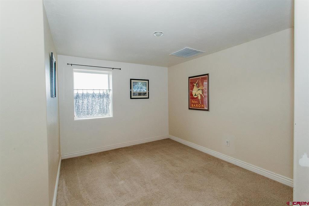 2230 Hill Street Property Photo 33