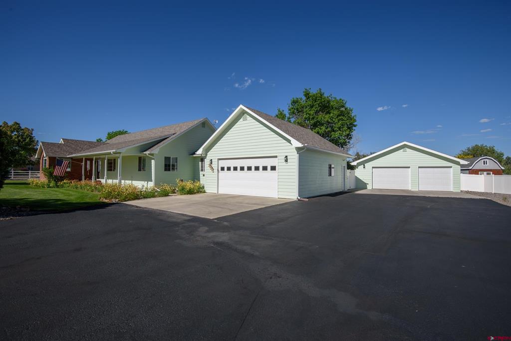 20691 Tulip Circle Property Photo 1