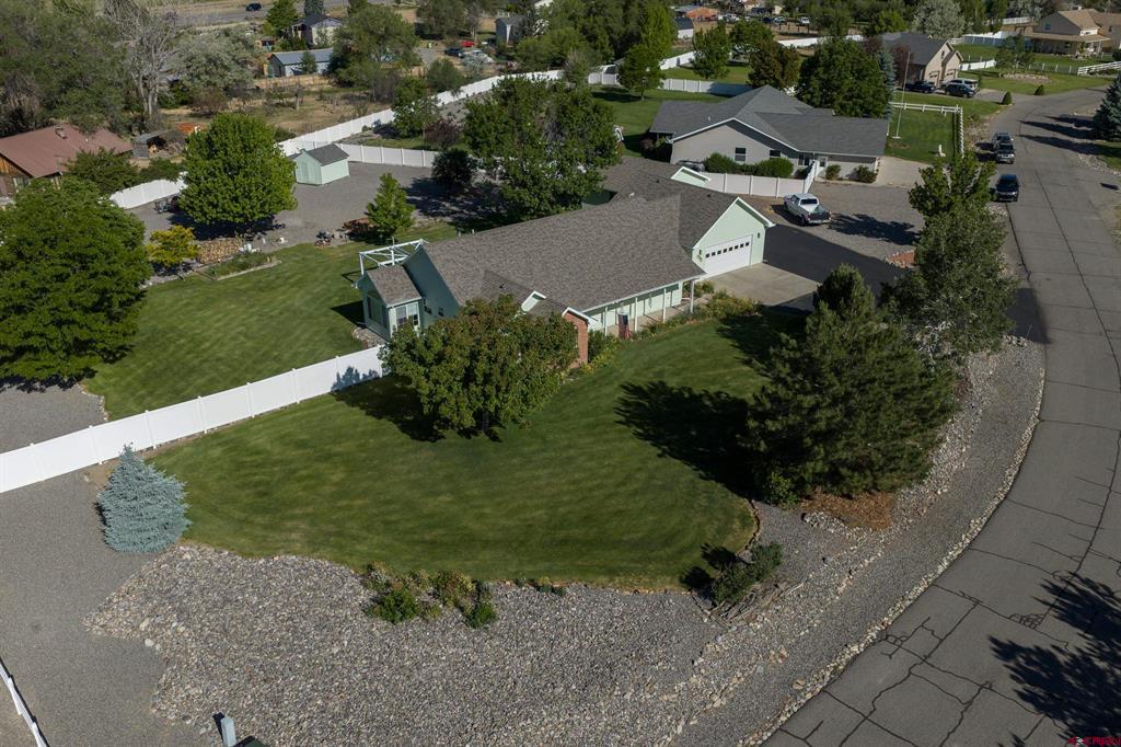20691 Tulip Circle Property Photo 4