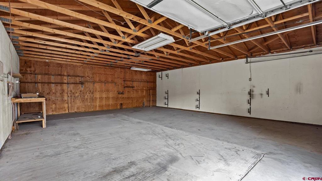 645 Carpenter Street Property Photo 14