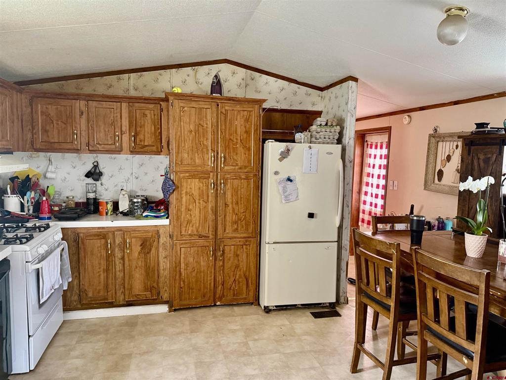 67729 Lasalle Road Property Photo 6