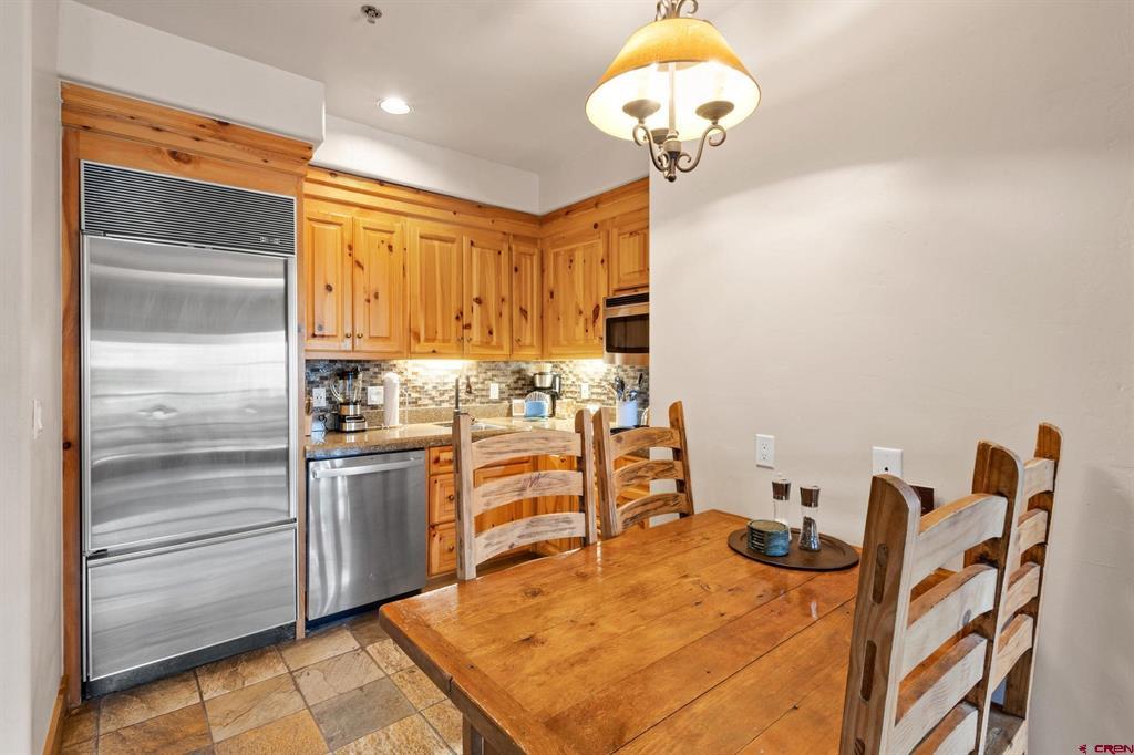 457 Mountain Village Boulevard Property Photo 6