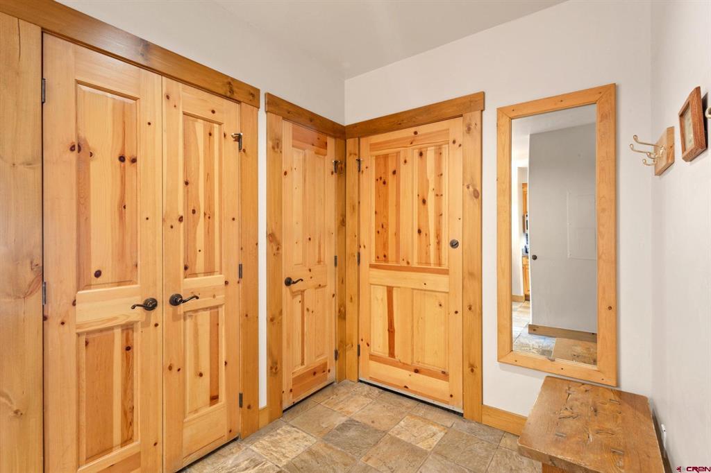 457 Mountain Village Boulevard Property Photo 14