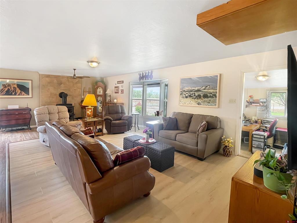 12402 Road 29 Property Photo 6