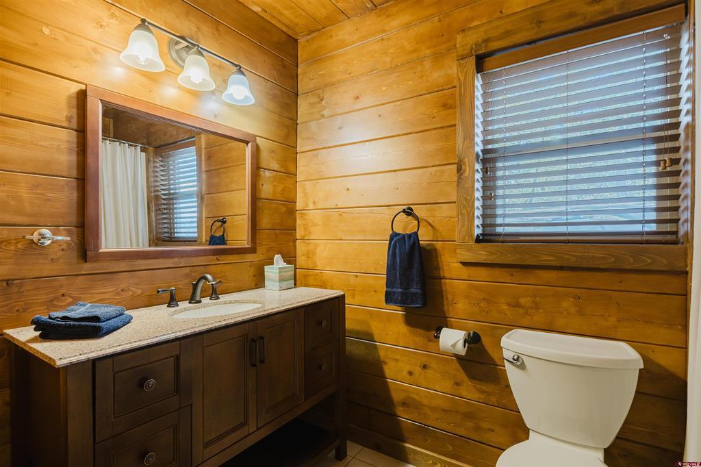 177 Raccoon Drive Property Photo 5