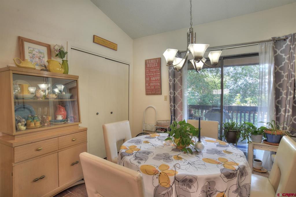 2920 Holly Avenue Property Photo 8