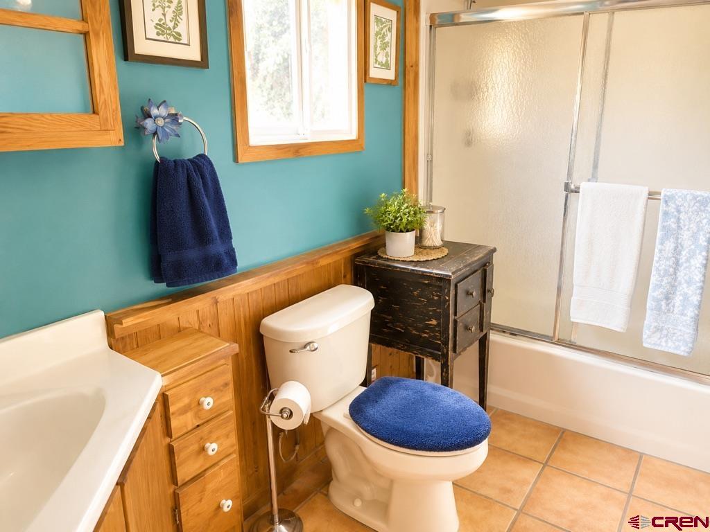 858 Reese Street Property Photo 8