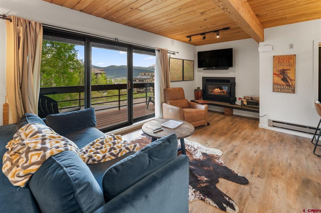 400 Gothic Road Property Photo 1