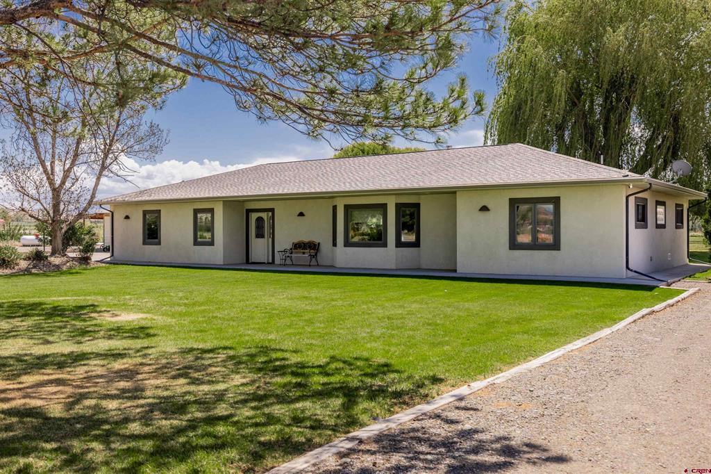 64372 Jig Road Property Photo 1