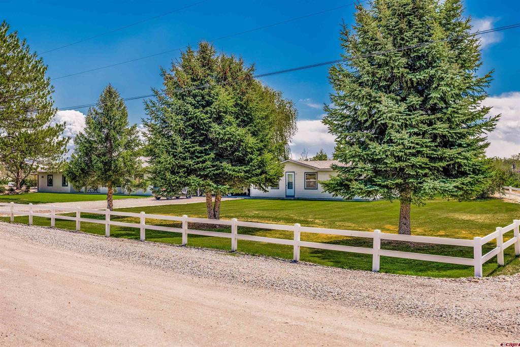 64372 Jig Road Property Photo 3