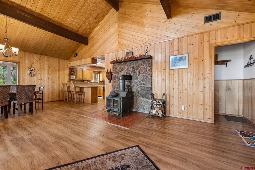 1024 Deer Ridge Drive Property Photo 12
