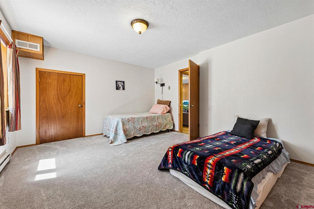 1024 Deer Ridge Drive Property Photo 24