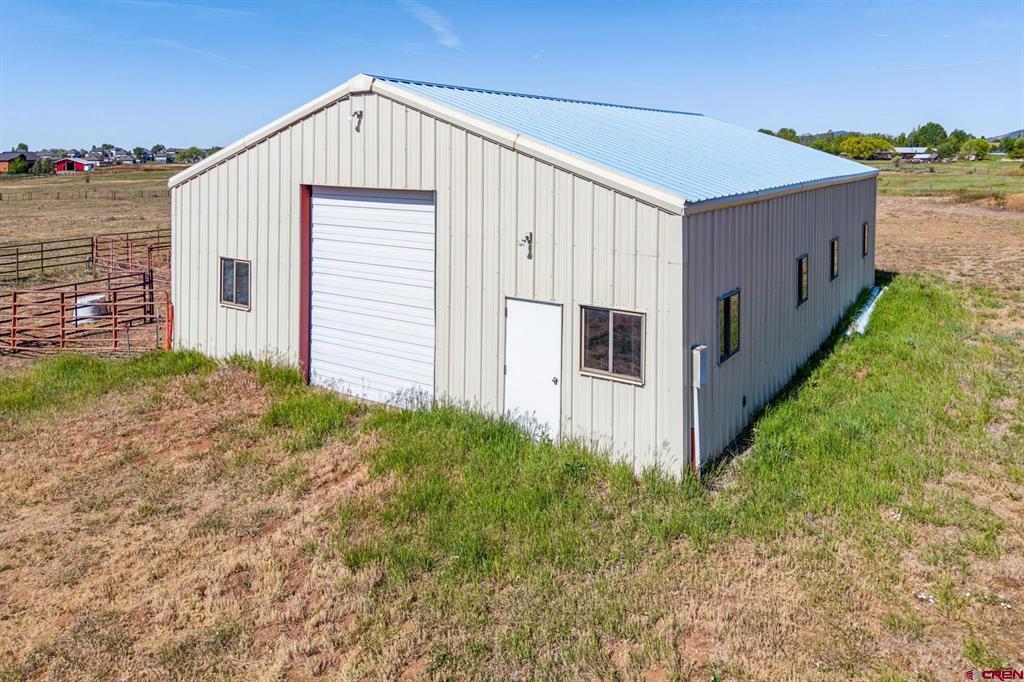 398 Wageman Road Property Photo 3