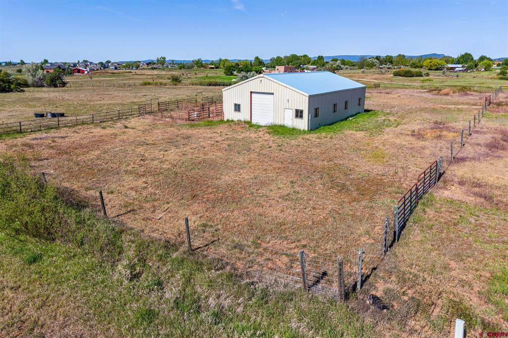 398 Wageman Road Property Photo 4