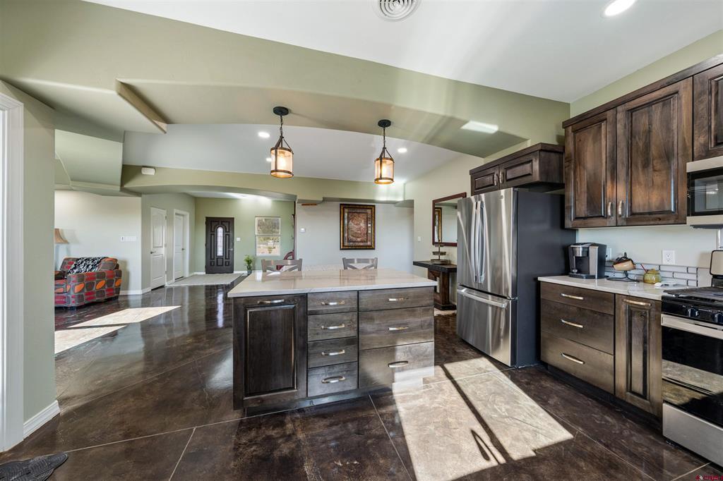 4425 Elk Ridge Court Property Photo 12