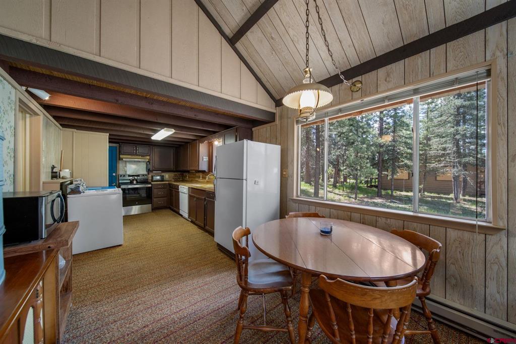 462 Mountain River Property Photo 15