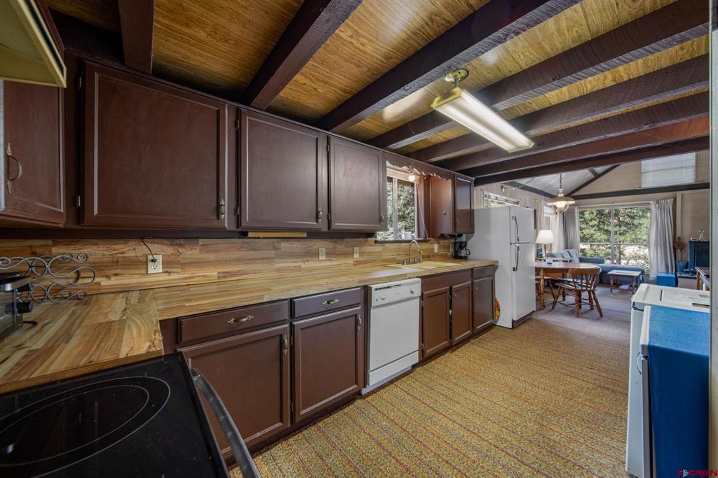 462 Mountain River Property Photo 17