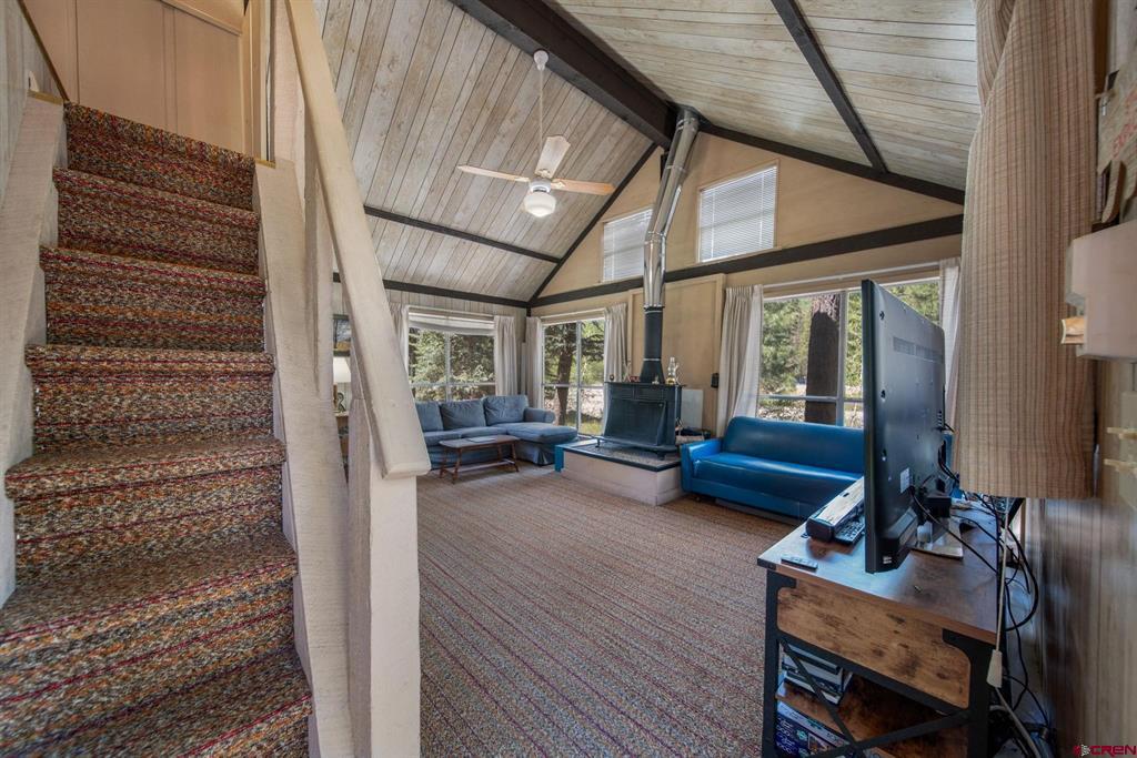 462 Mountain River Property Photo 18