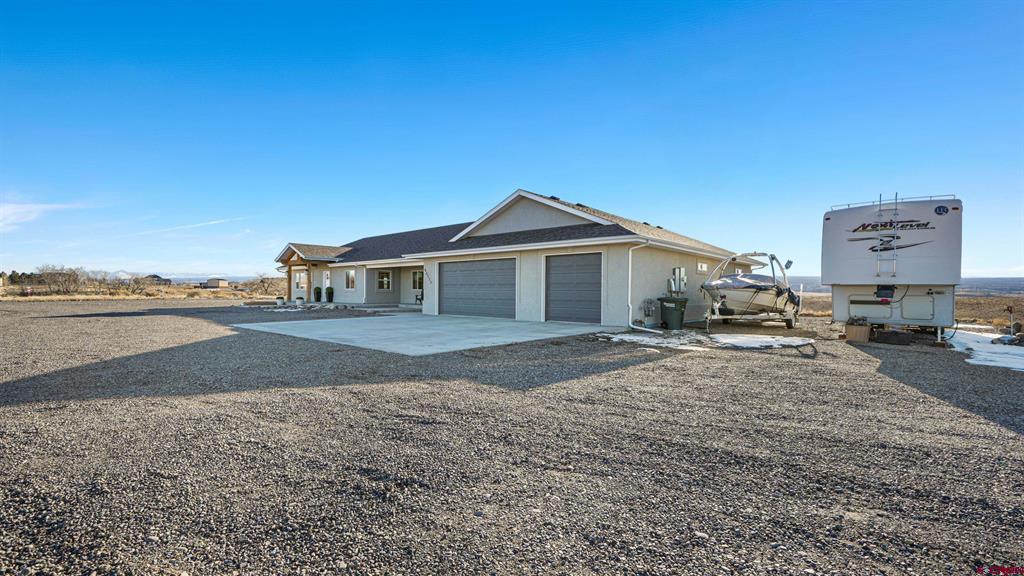 56577 Hawthorne Lane Property Photo 27