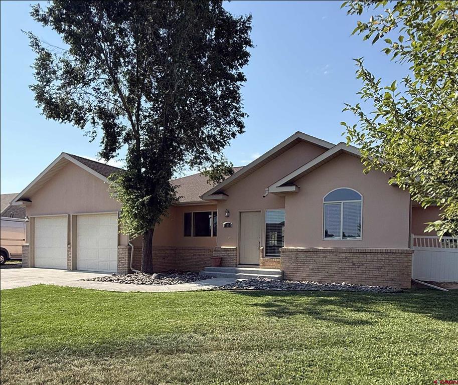 63152 Lavender Circle Property Photo 2
